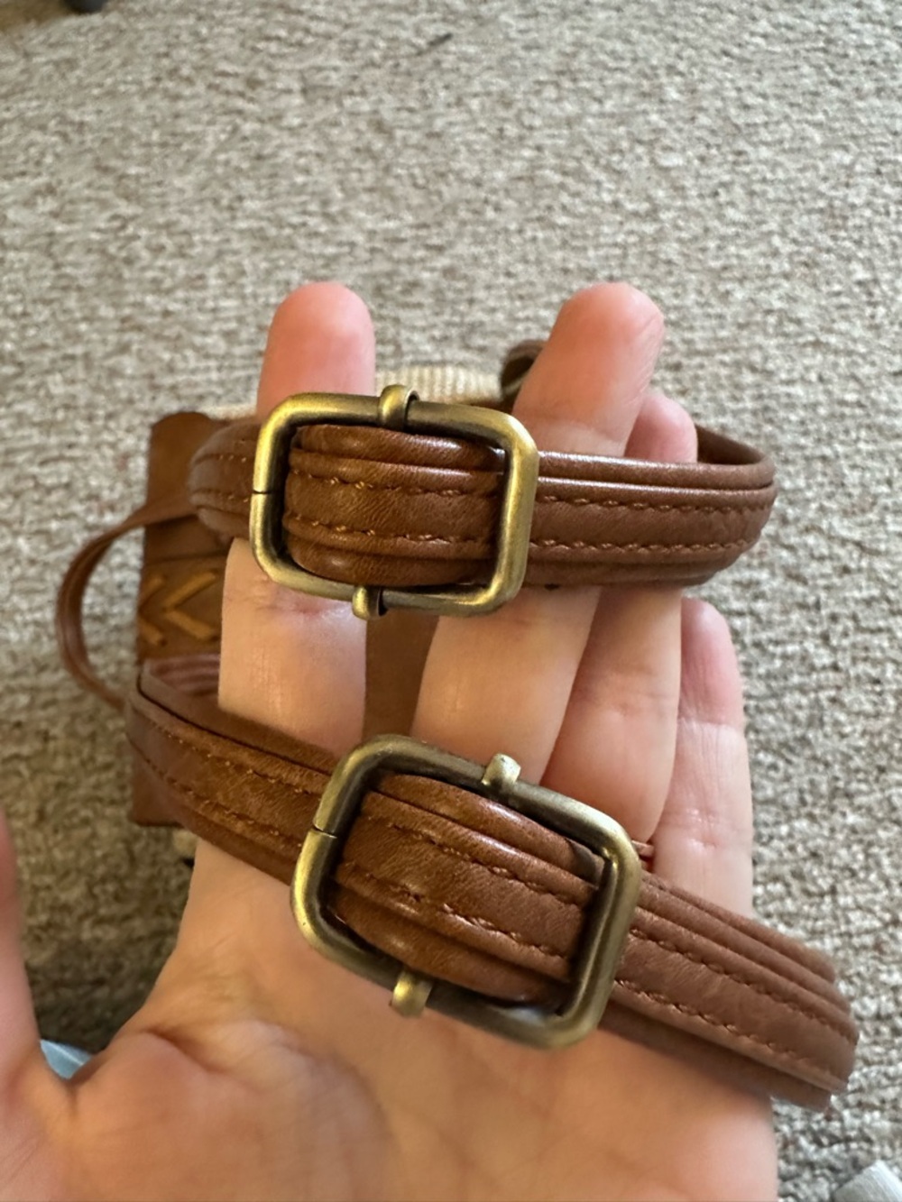 Raffia and Vegan Leather Backpack - Picture 12 of 16